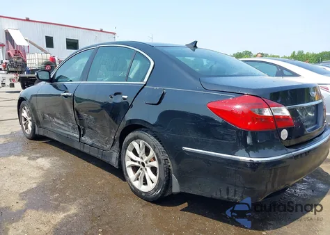 2013 Hyundai Genesis 3.8L from USA, damaged, VIN KMHGC4DD2DU229204